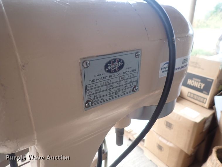 image for item IB9098 Hobart A-200  mixer