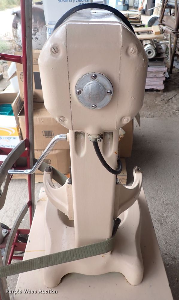 image for item IB9098 Hobart A-200  mixer