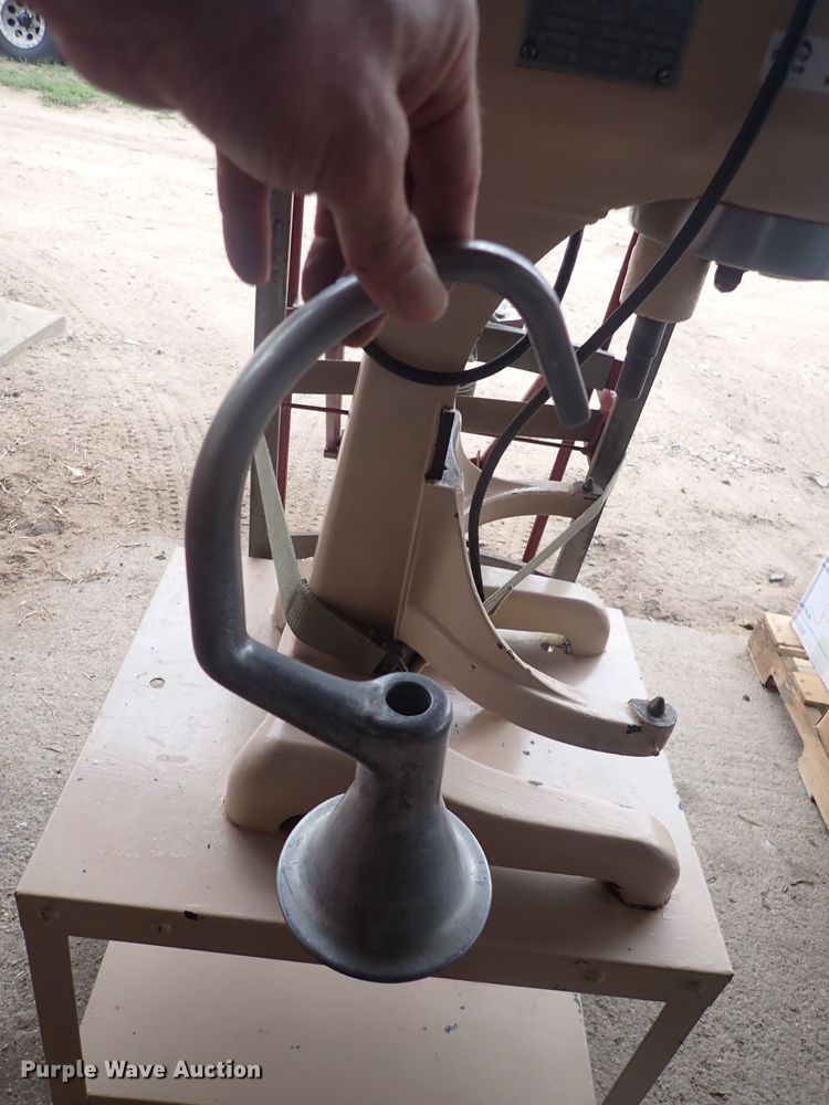 image for item IB9098 Hobart A-200  mixer