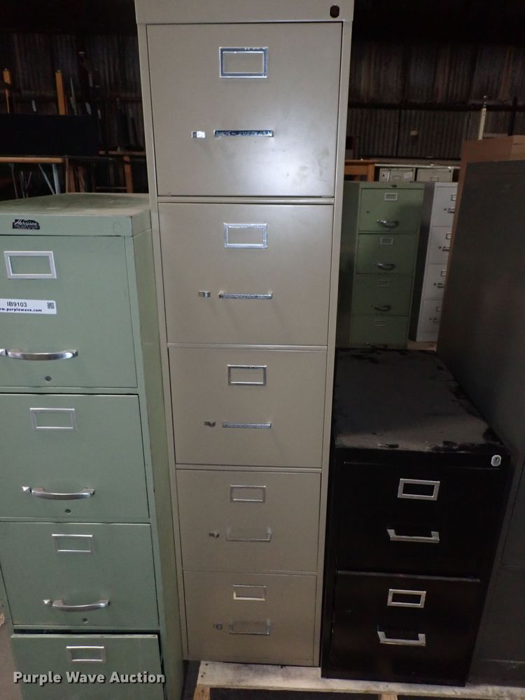 image for item IB9103 (12) file cabinets