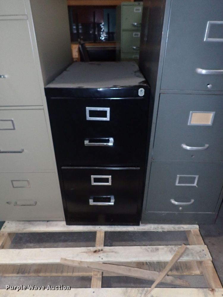 image for item IB9103 (12) file cabinets