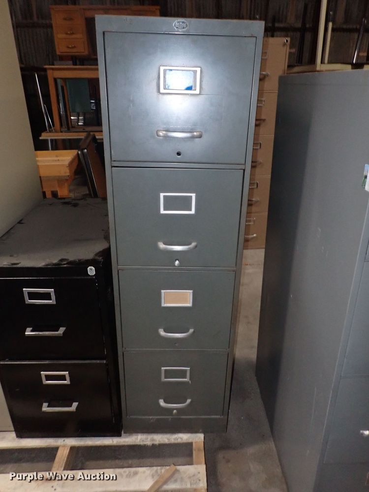 image for item IB9103 (12) file cabinets