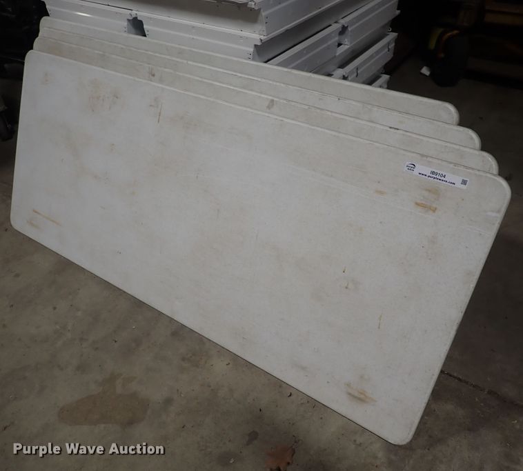 image for item IB9104 (4) folding plastic tables