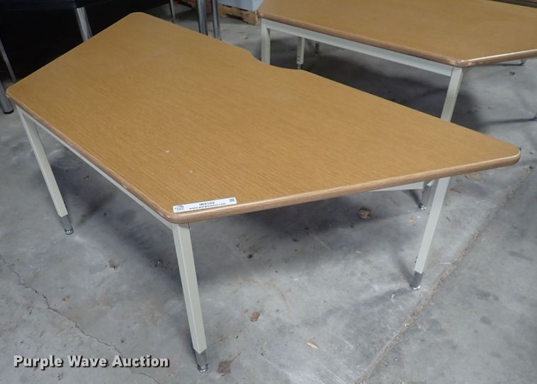 image for item IB9109 (5) trapezoid tables