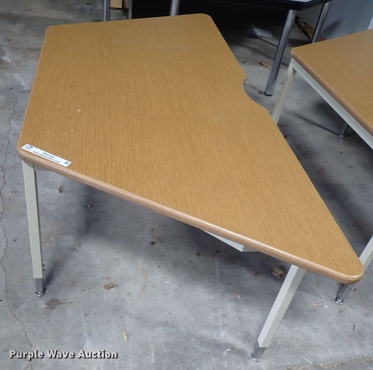 image for item IB9109 (5) trapezoid tables
