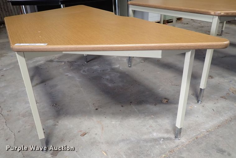 image for item IB9109 (5) trapezoid tables