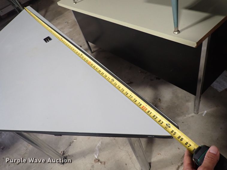 image for item IB9109 (5) trapezoid tables