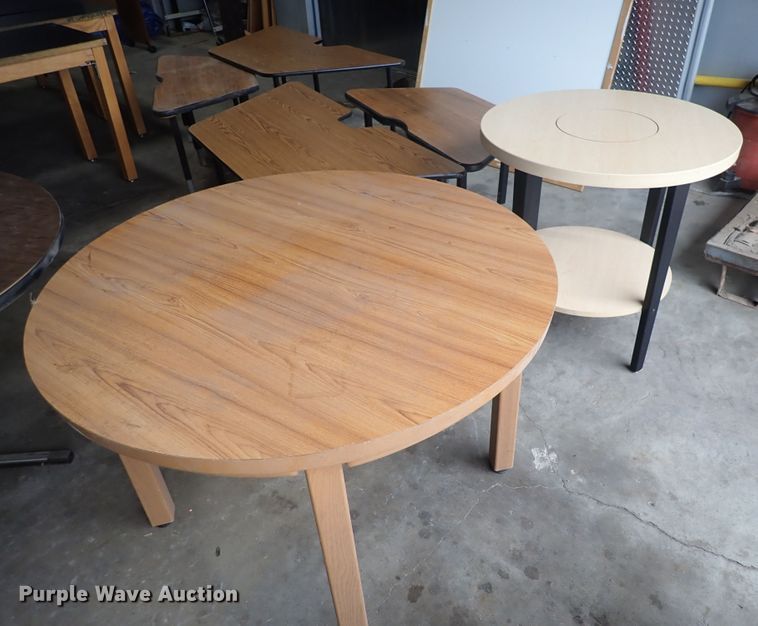 image for item IB9112 (7) wood tables