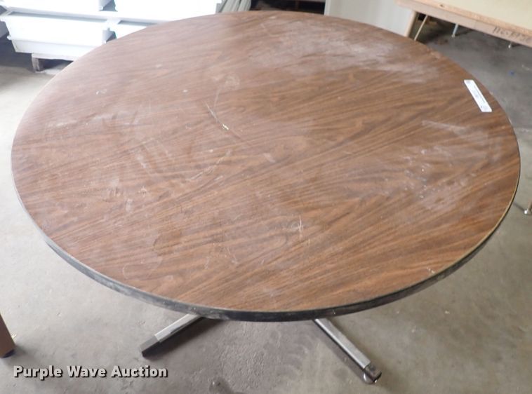 image for item IB9112 (7) wood tables