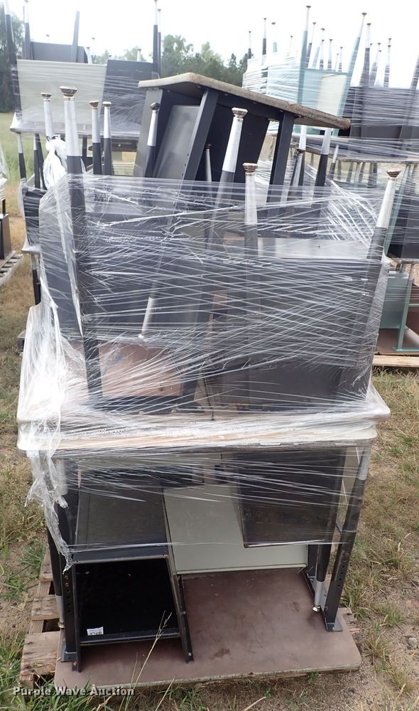 image for item IB9113 Approximately 60 desks