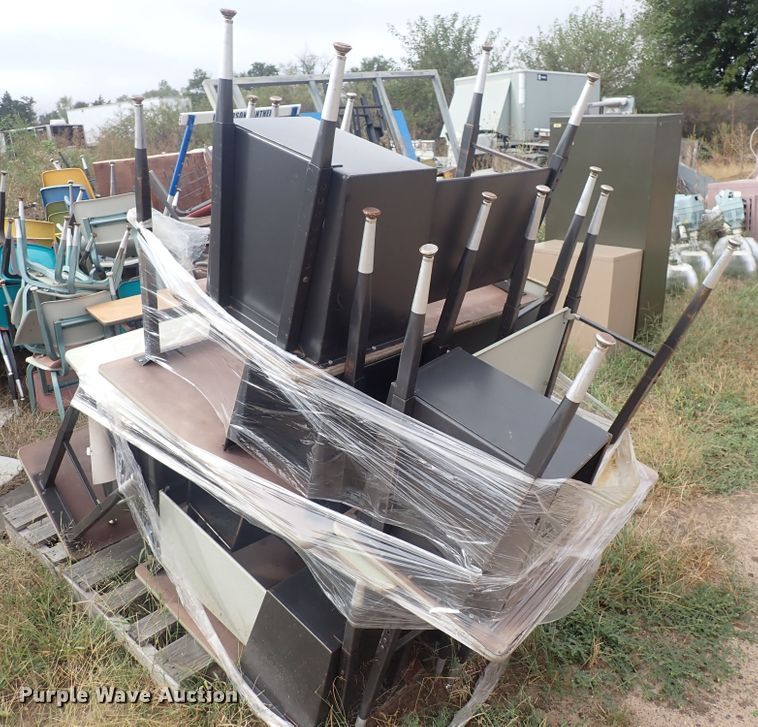 image for item IB9113 Approximately 60 desks