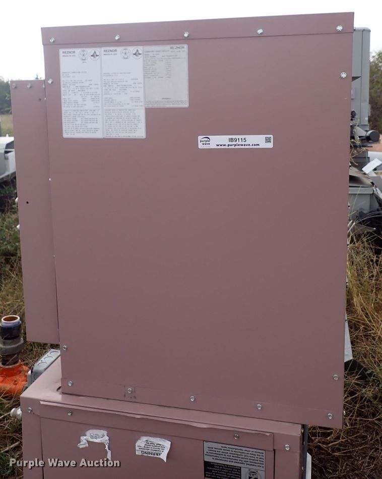 image for item IB9115 (2) Reznor SFT200 heaters