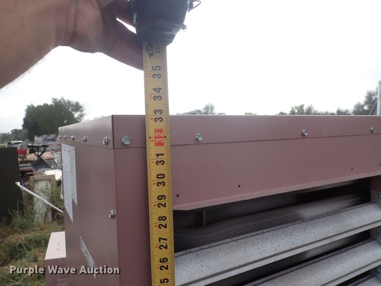 image for item IB9115 (2) Reznor SFT200 heaters