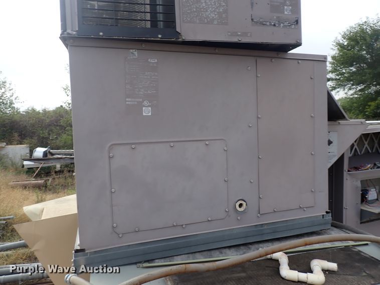 image for item IB9116 Approximately 25 HVAC units