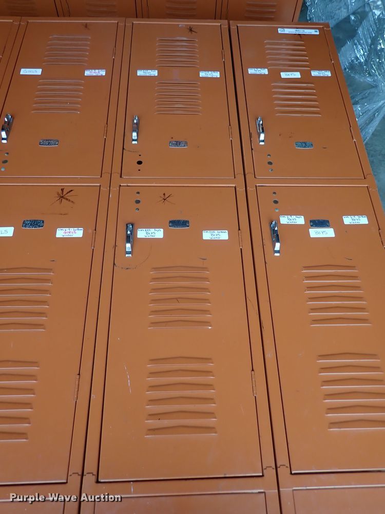image for item IB9119 (2) locker sets
