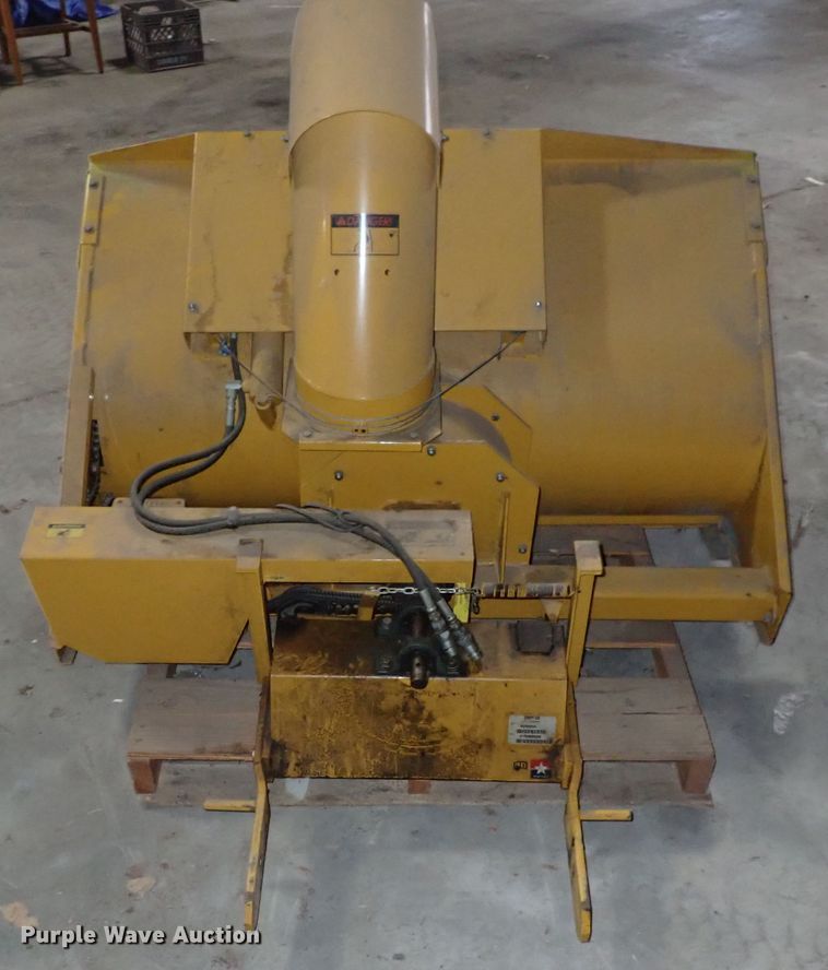 image for item IB9121 Hustler 920504  snow blower