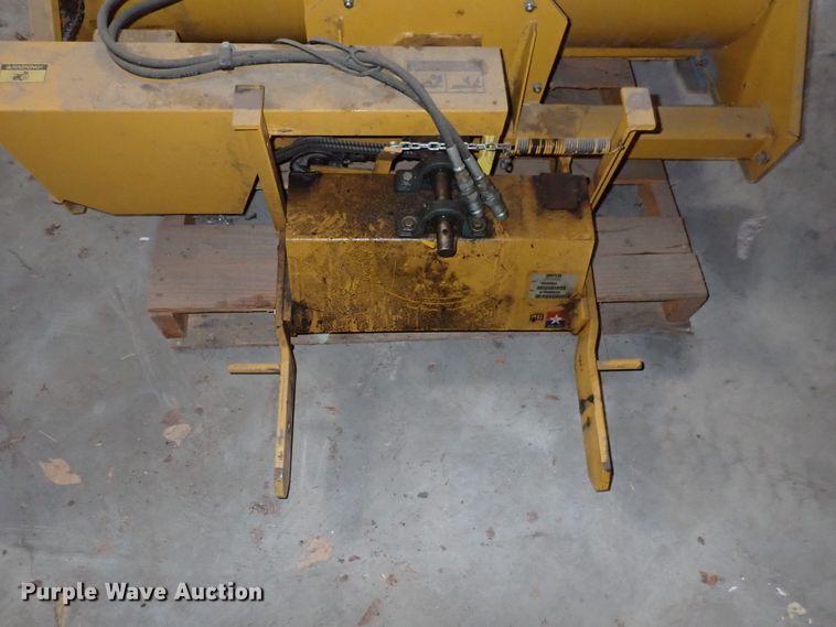 image for item IB9121 Hustler 920504  snow blower