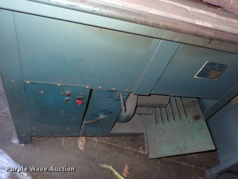 image for item IB9123 Johnson 133BES  forge