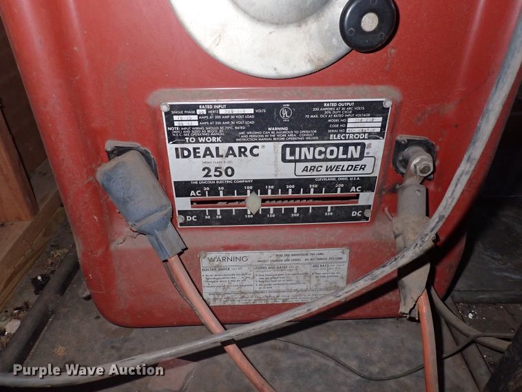 image for item IB9140 Lincoln Idealarc 250  arc welder
