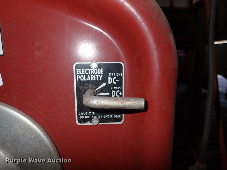 image for item IB9140 Lincoln Idealarc 250  arc welder