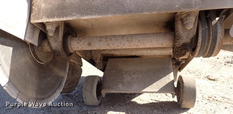 image for item IB9147 Cushion Cut  saw