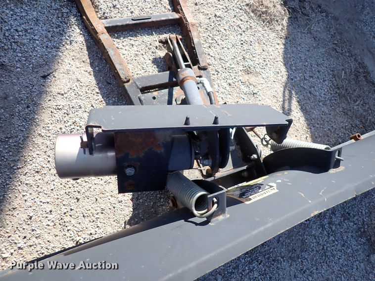 image for item IB9157 John Deere  snow plow