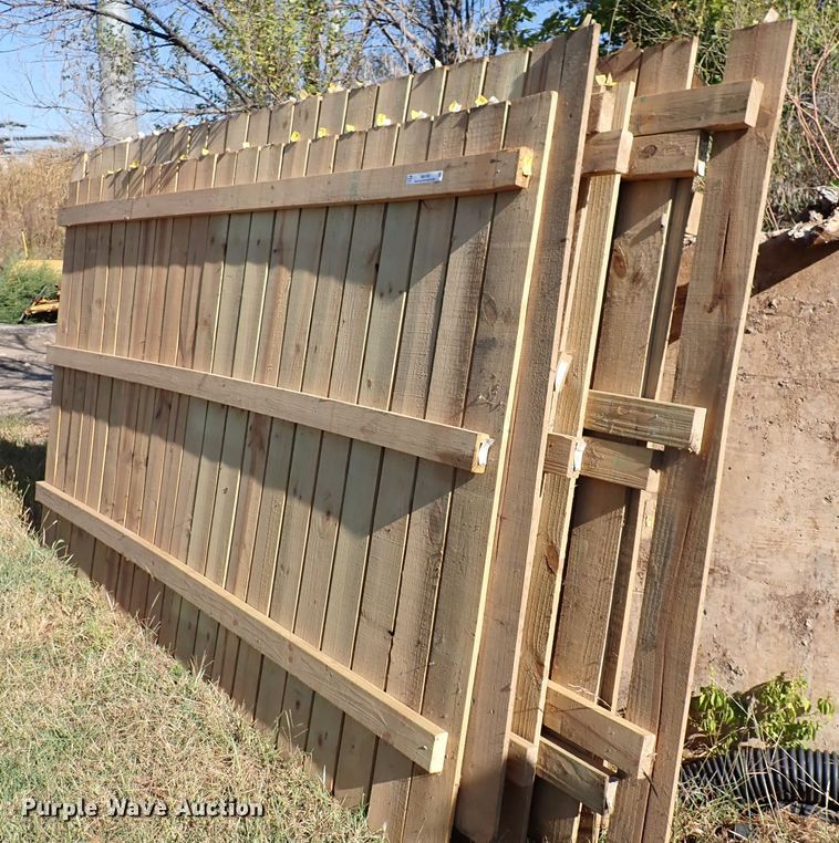 image for item IB9159 (6) wood fence sections