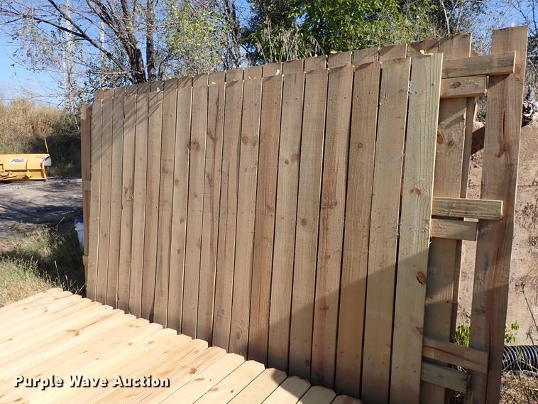 image for item IB9159 (6) wood fence sections