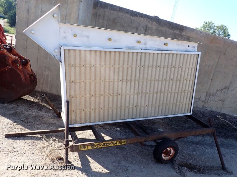 image for item IB9160 Arrow message board