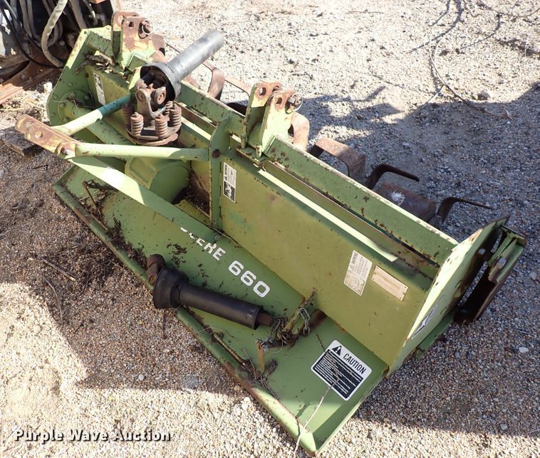 image for item IB9163 John Deere 660  tiller