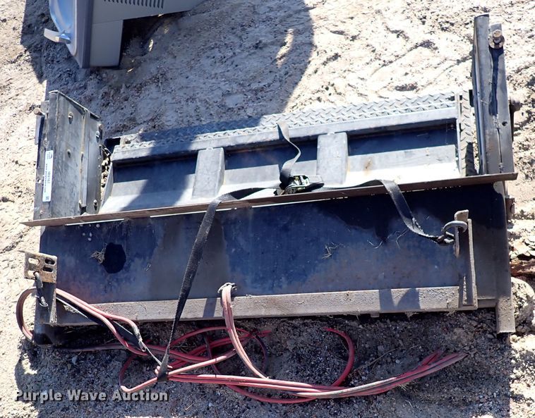 image for item IB9167 Tommy Gate 500 Mini  end gate lift