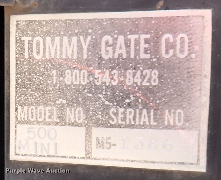 image for item IB9167 Tommy Gate 500 Mini  end gate lift