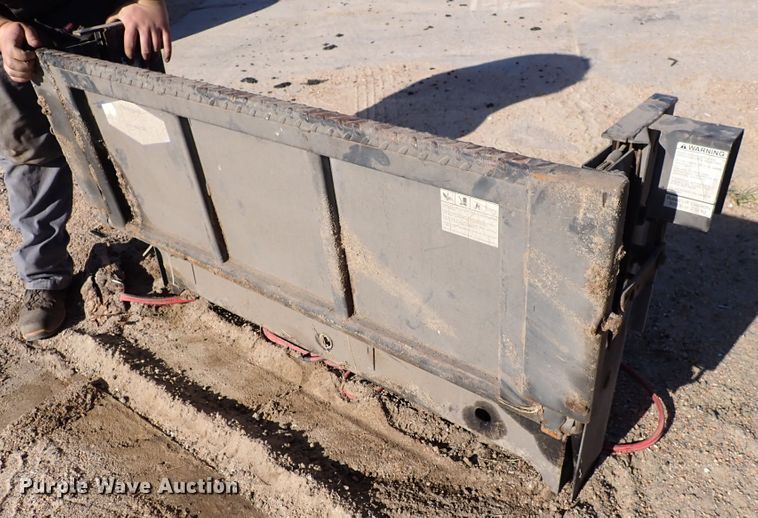 image for item IB9167 Tommy Gate 500 Mini  end gate lift