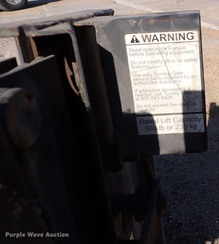 image for item IB9167 Tommy Gate 500 Mini  end gate lift