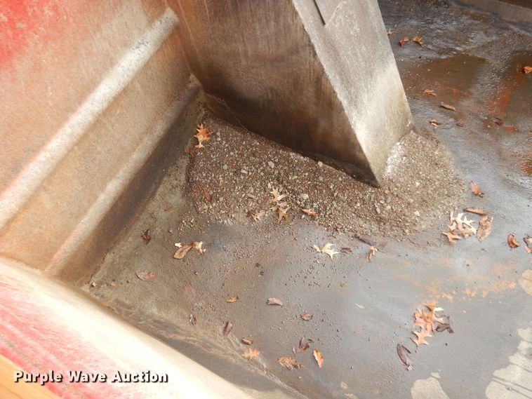 image for item IK9509 2014 International WorkStar 7500  dump truck