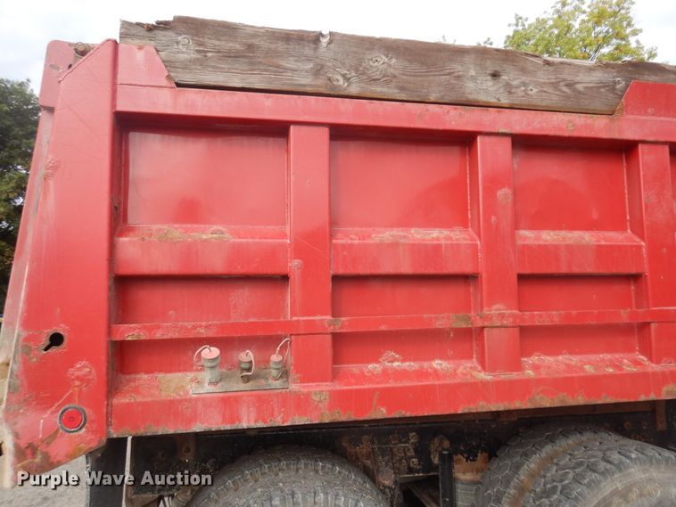 image for item IK9509 2014 International WorkStar 7500  dump truck