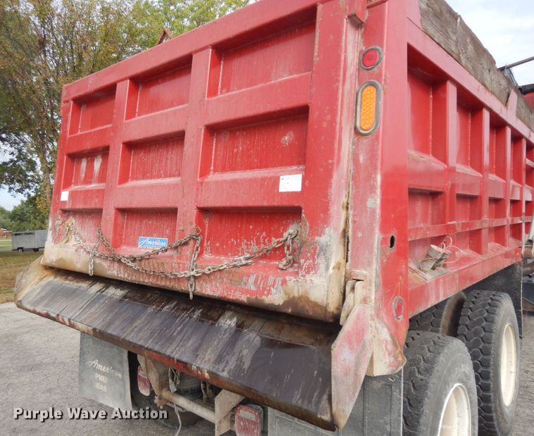 image for item IK9509 2014 International WorkStar 7500  dump truck