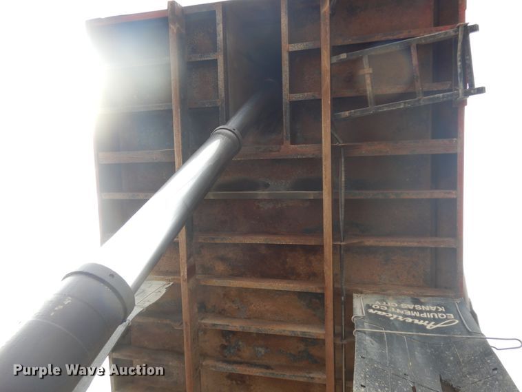 image for item IK9509 2014 International WorkStar 7500  dump truck