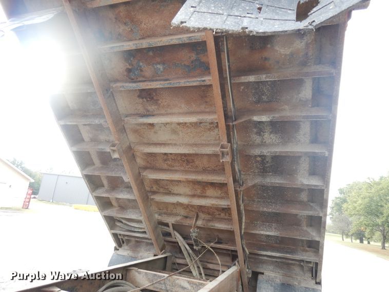 image for item IK9509 2014 International WorkStar 7500  dump truck