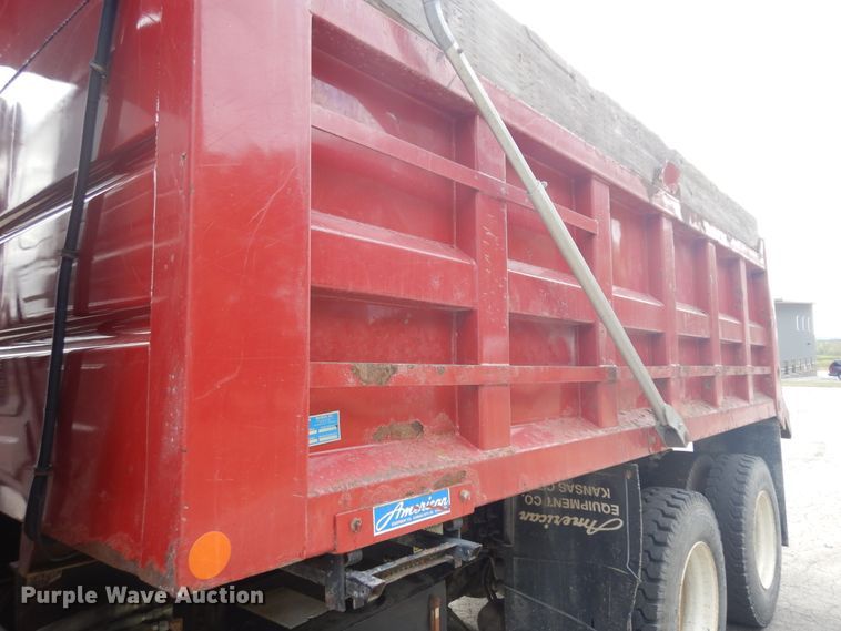 image for item IK9509 2014 International WorkStar 7500  dump truck