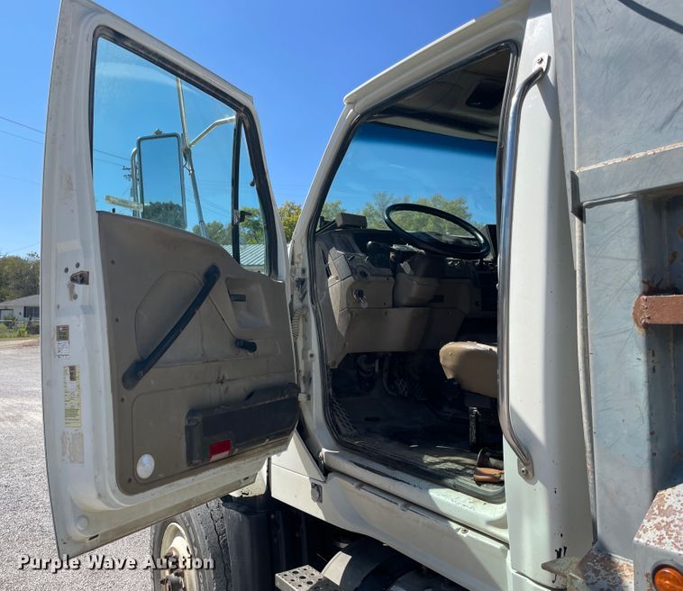 image for item JQ9414 2009 Sterling LT9500  dump truck