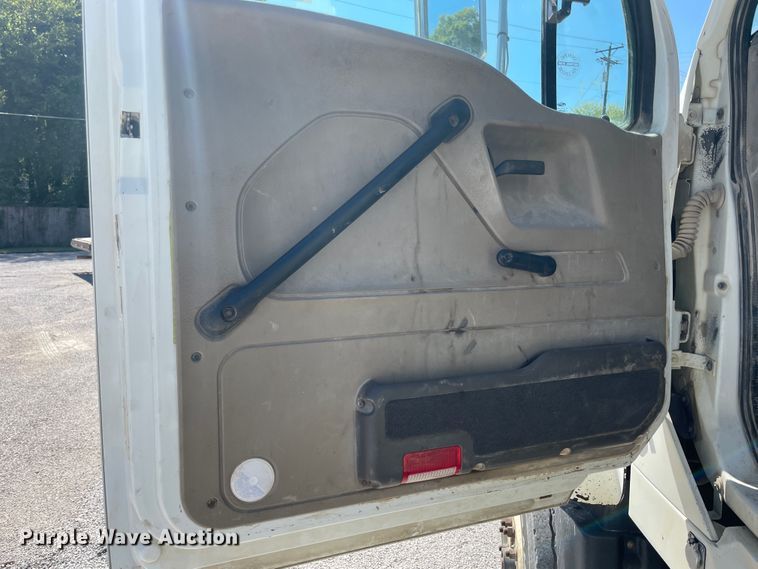 image for item JQ9414 2009 Sterling LT9500  dump truck