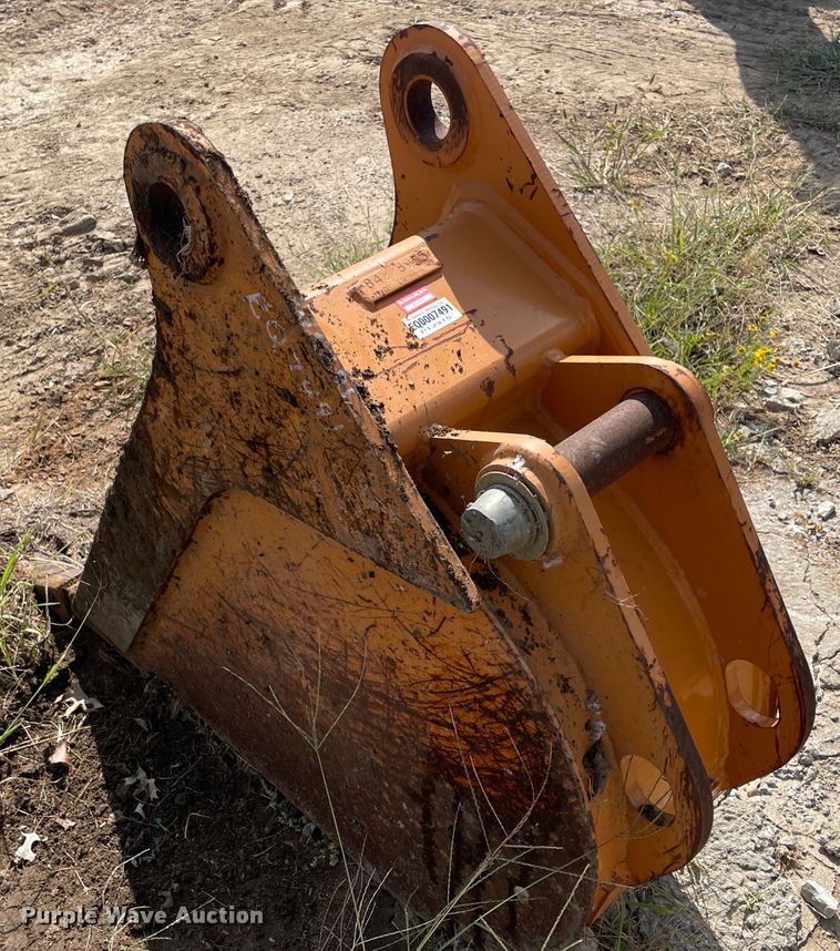 image for item JQ9444 Case  12"W excavator bucket