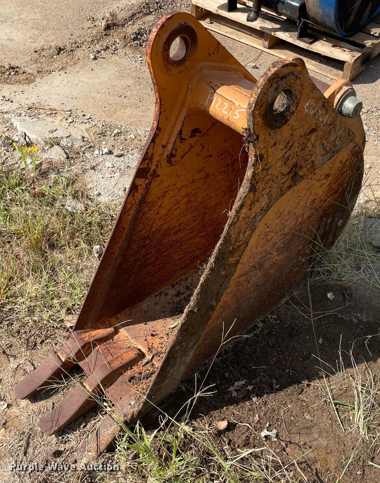 image for item JQ9444 Case  12"W excavator bucket