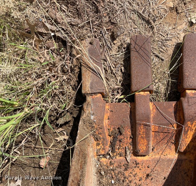 image for item JQ9444 Case  12"W excavator bucket