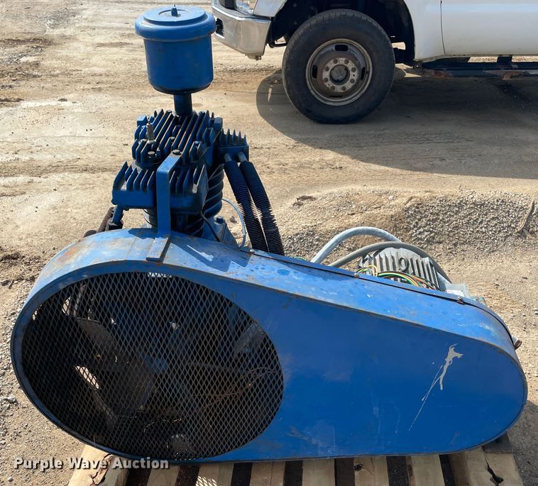 image for item JQ9445 Kellogg-American 352  air compressor