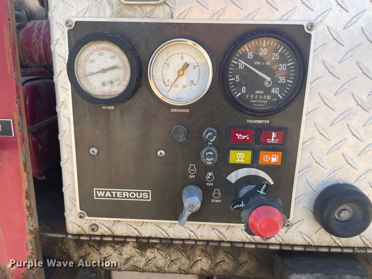 image for item JQ9448 1988 Peterbilt 377  water truck