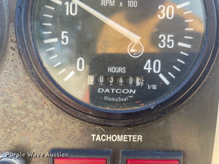 image for item JQ9448 1988 Peterbilt 377  water truck