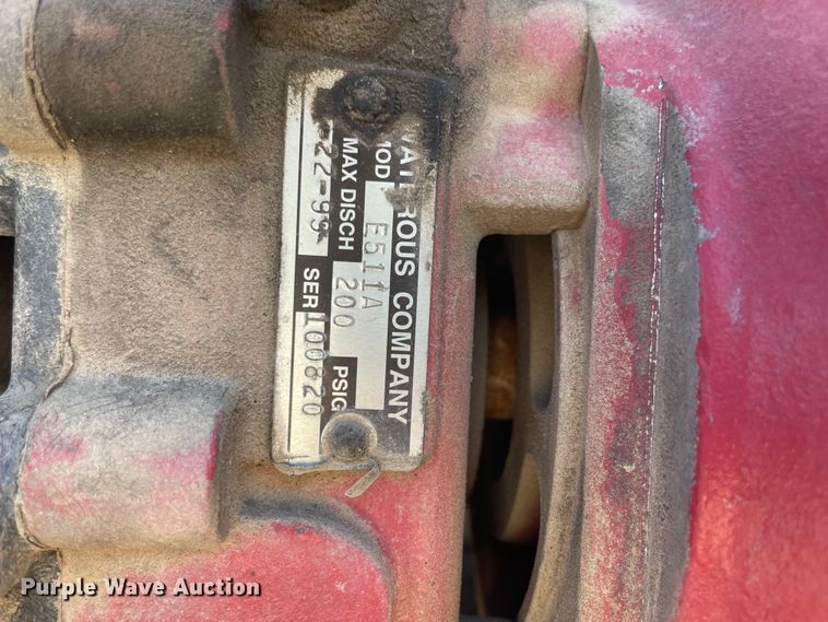 image for item JQ9448 1988 Peterbilt 377  water truck