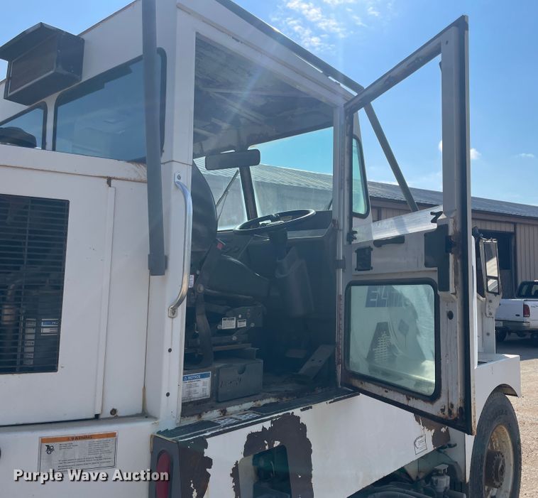 image for item JQ9449 Elgin Pelican  street sweeper